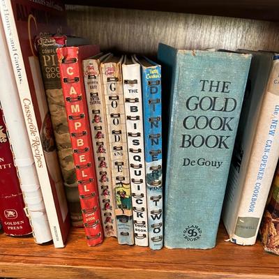 Large Collection of Vintage Cookbooks (D-MK)