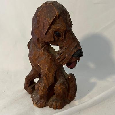 Unique Wooden Carved Figurines (D-MK)