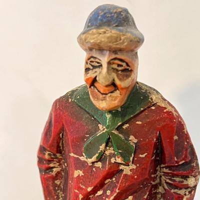 Unique Wooden Carved Figurines (D-MK)
