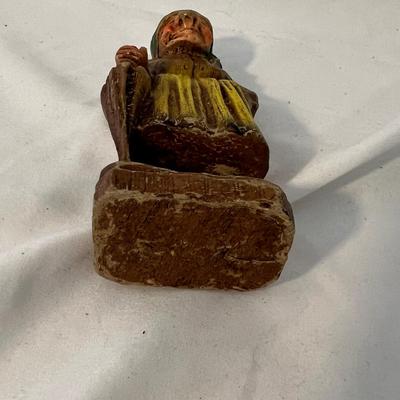 Unique Wooden Carved Figurines (D-MK)