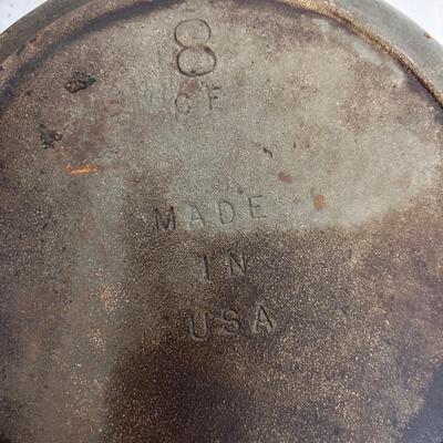 Old Collectible Cast Iron Wagner Ware Skillets and More (DR-DZ)