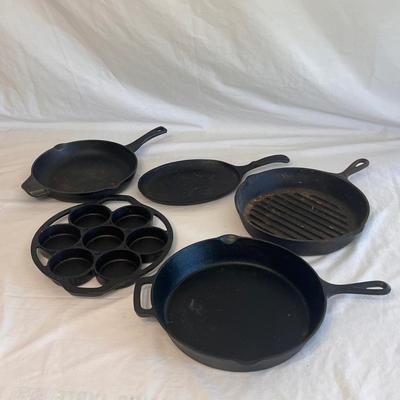Assortment of Cast Iron Kitchenware (DR-DZ)