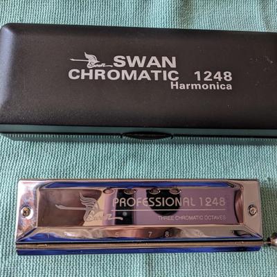 Swan Chromatic 1248 Harmonica