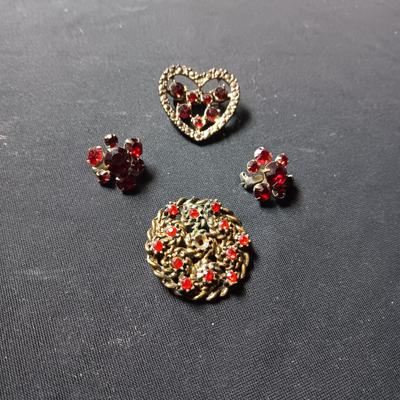 ANTIQUE PINS WITH RED STONES