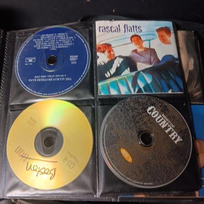 LARGE 3 RING CASE FULL OF A VARIETY OF MUSIC ON DISC