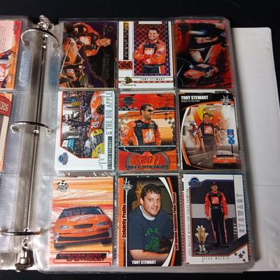 3 RING BINDER W/TONY STEWART TRADING CARDS