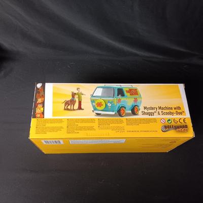 NIB DIE-CAST SCOOBY-DOO! MYSTERY MACHINE WITH SHAGGY & SCOOBY-DOO