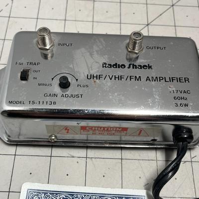 Radio Shaek UHF/VHF/FM Amplifier - 15-11138