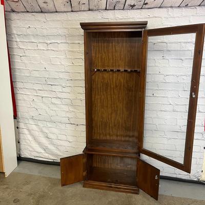 Wood gun cabinet with locks