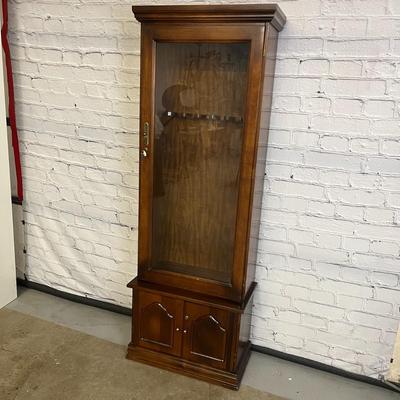 Wood gun cabinet with locks