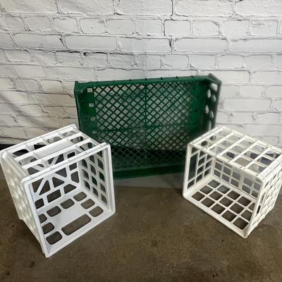 2 Standard Crate 15.25in x 13.75in x 10.5in Ivory