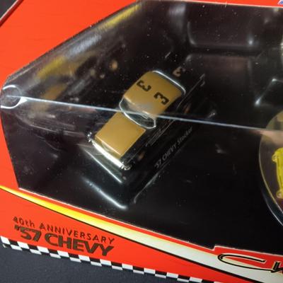 NEW HOT WHEELS COLLECTIBLE 1957 - 1997 CARS