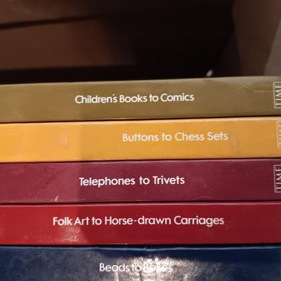 THE ENCYCLOPEDIAS OF COLLECTIBLES