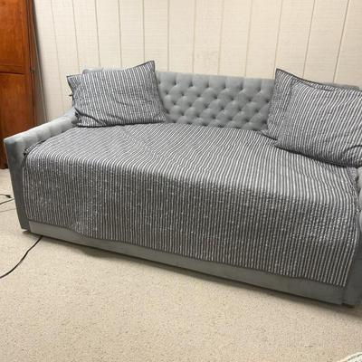 Gray Button Tuffed Trundle Bed
