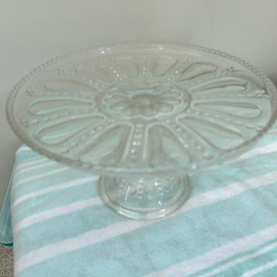 Glass cake tray