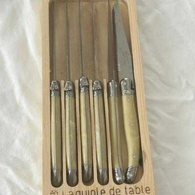 Bone Knife Set