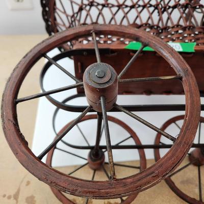 Vintage Victorian Baby Doll Carriage