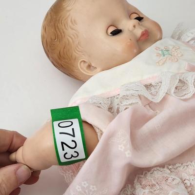 Vintage Vogue Doll 1964 15-16"