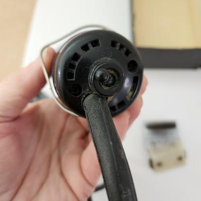 Vintage Oster Electric Clipper Model 76 W attachments original box