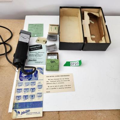 Vintage Oster Electric Clipper Model 76 W attachments original box