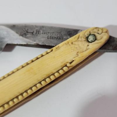 Lot of 5 Vintage Straight Razors Barber Shop