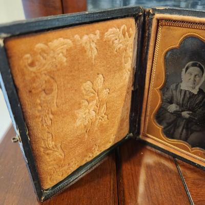 Antique Leather Case Tintype Gold Gilt metal Frame Photograph