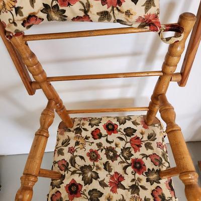 Vintage Baby doll High Chair