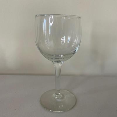Lot of Glassware