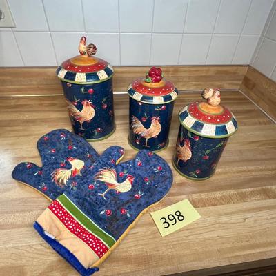 Cool Rooster/ chicken set