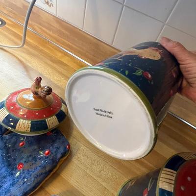 Cool Rooster/ chicken set