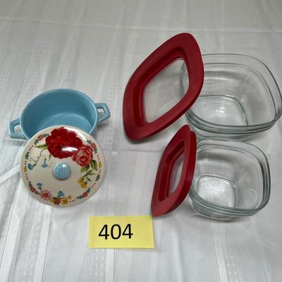 Kitchen storage containers