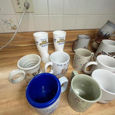 Lot of mugs