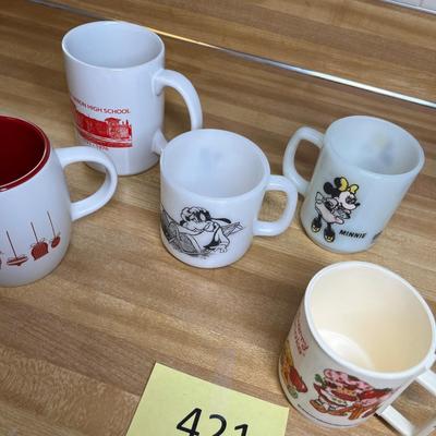 Lot of mugs