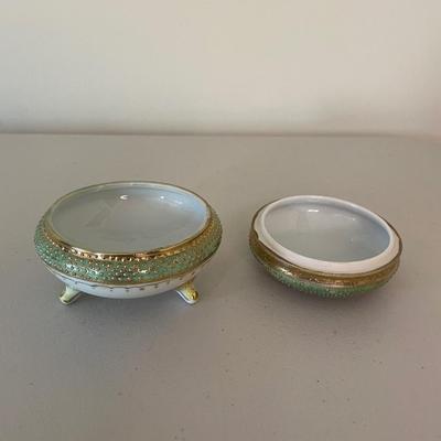 Vintage Footed Trinket Box