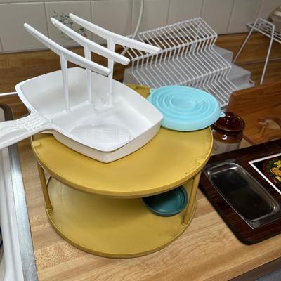 Assorted kitchen