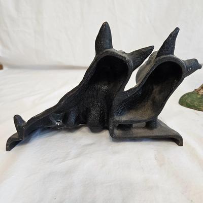 Dog Themed Cast Iron (DR-DW)