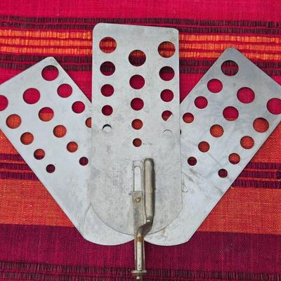Vintage Triple Expandable Spatula