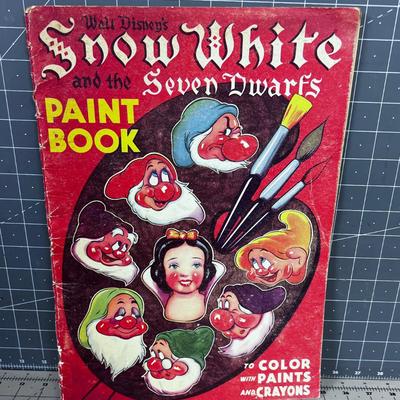 Walt Disney 1938 SNOW WHITE & Seven Dwarf Paint Book (Coloring)  Book