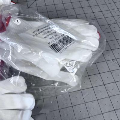 1 Dozen NEW Nylon Gloves Small