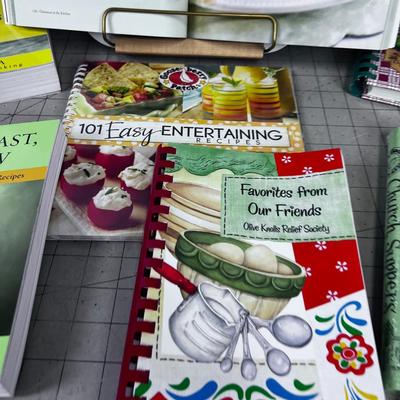 Cook Book HOLDER Plus 7 NEW Cook Books Like NEW~!