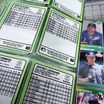 1988 BASEBALL Card Album