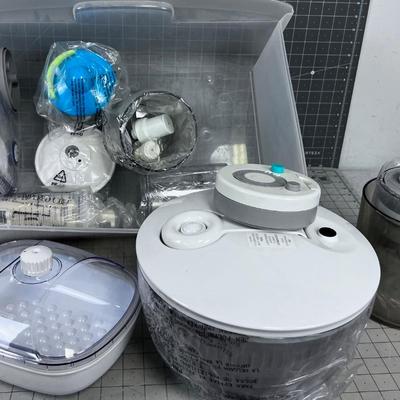 Salad Spinner , Air Tight Container with Built in Date Top. TUB OF. 