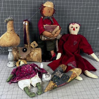 Primitive Hand Crafted Dolls, (6)