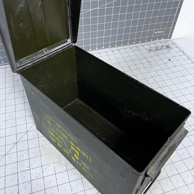 Metal Ammo Box, United State Military REAL DEAL