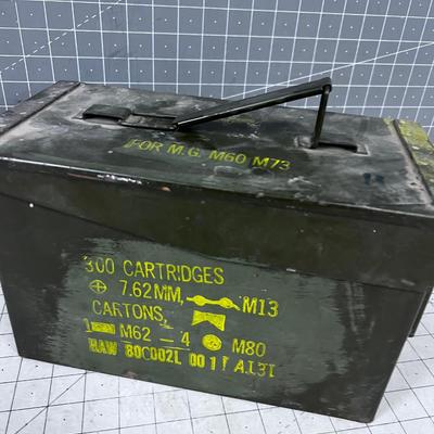 Metal Ammo Box, United State Military REAL DEAL