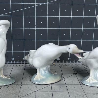 3 LLADRO Geese 