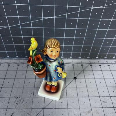 Hummel Figurine Titled: Congratulation