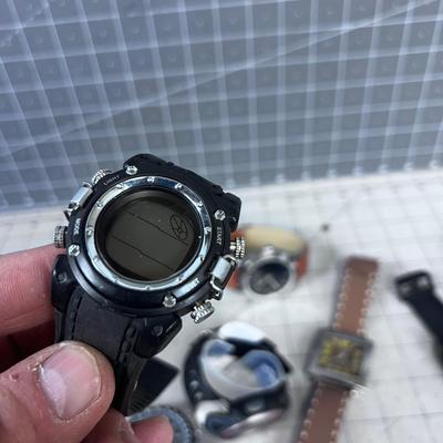 Grouping of Men's Watches including the SAMSUNG Smart Watch