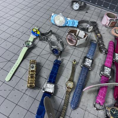 Grouping of Women's Watches 