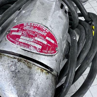 Heavy Duty Drill with Hole Saw